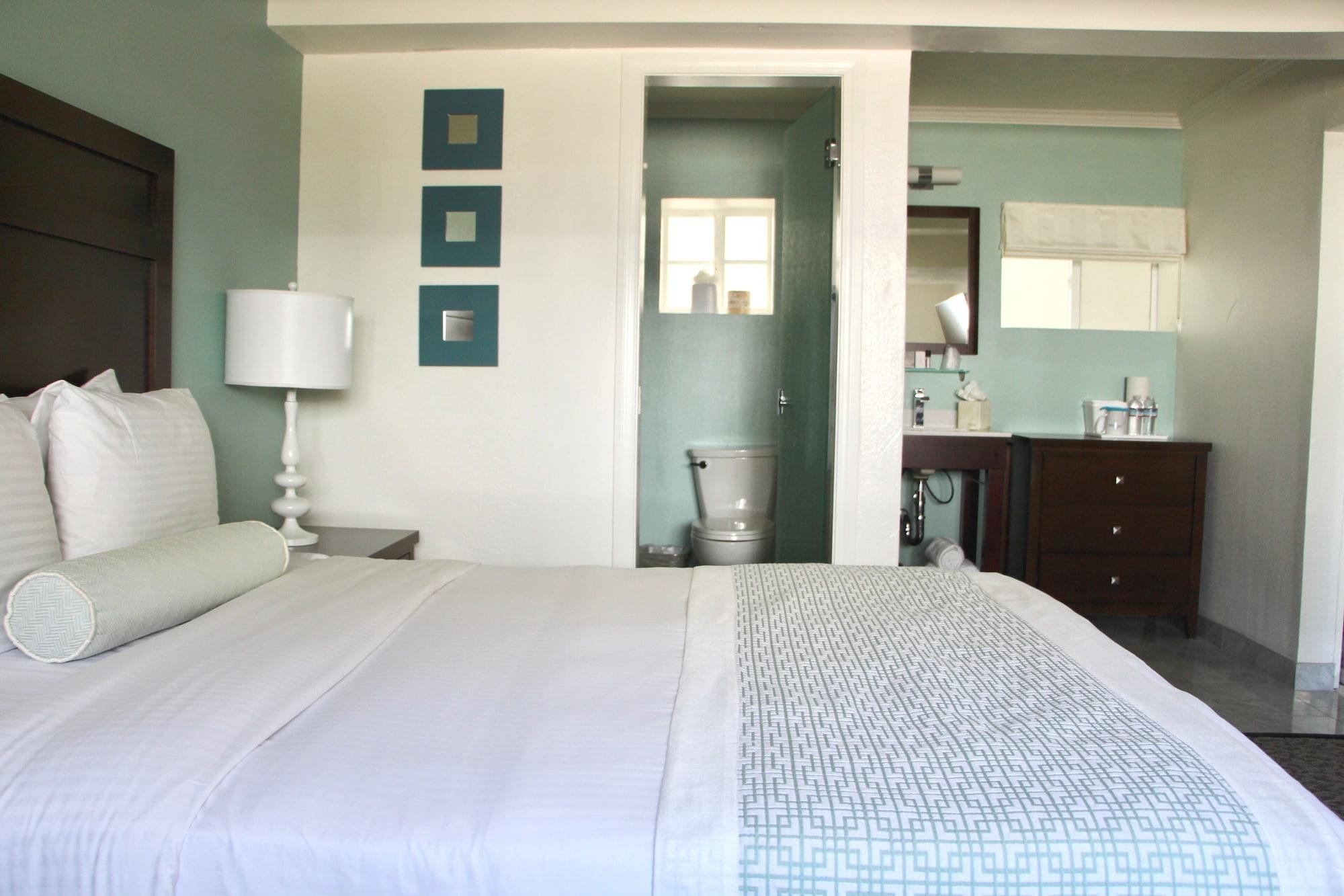 Hotel Capri Laguna On The - A Boutique